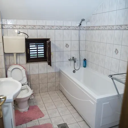 Villa Kuca Marijanovic *